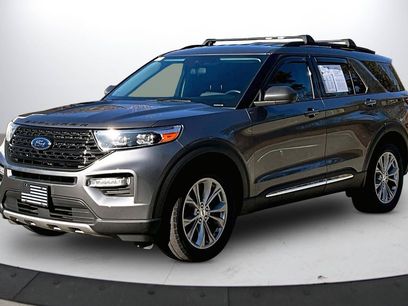 Used 2022 Ford Explorer XLT w/ Equipment Group 202A