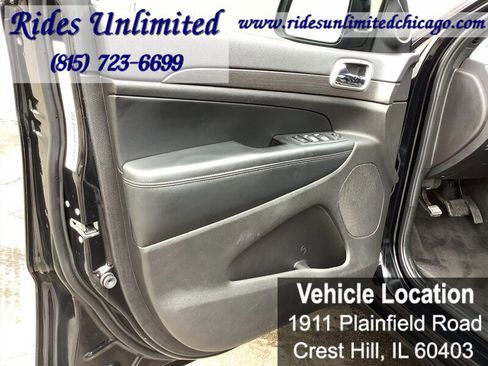 Used 2018 Jeep Grand Cherokee Altitude AWD/4WD image 13