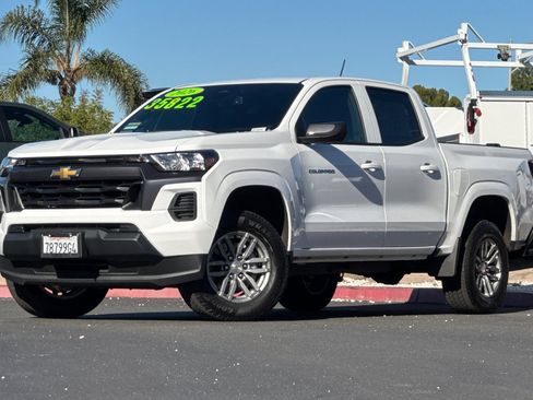 Used 2026 Chevrolet Colorado LT image 9
