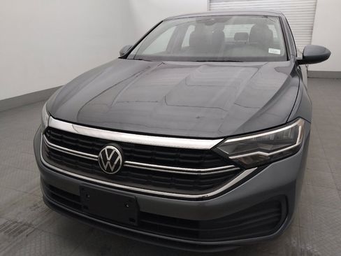 Used 2024 Volkswagen Jetta SE FWD image 15