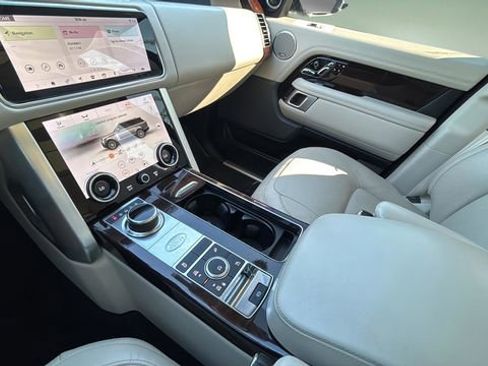 Used 2019 Land Rover Range Rover HSE AWD/4WD image 14