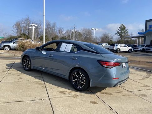 Used 2024 Nissan Sentra SV image 7