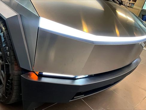 Used 2024 Tesla Cybertruck Cyberbeast image 27