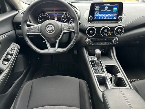 Used 2025 Nissan Sentra SV w/ Trunk Package image 13
