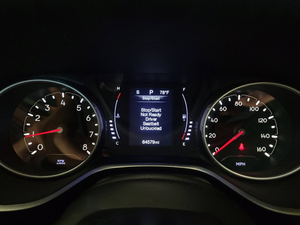 Used 2018 Jeep Compass Latitude FWD image 23