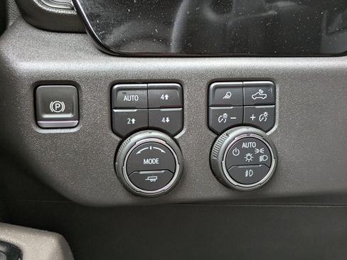 Used 2024 Chevrolet Silverado 1500 ZR2 w/ ZR2 Bison Edition image 26