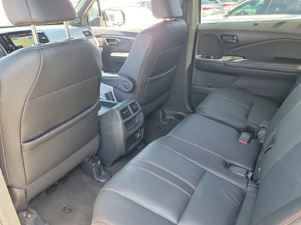 Certified 2023 Honda Passport TrailSport image 16