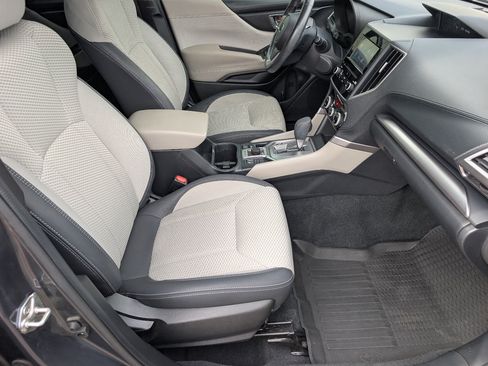 Used 2023 Subaru Forester Premium AWD/4WD image 11