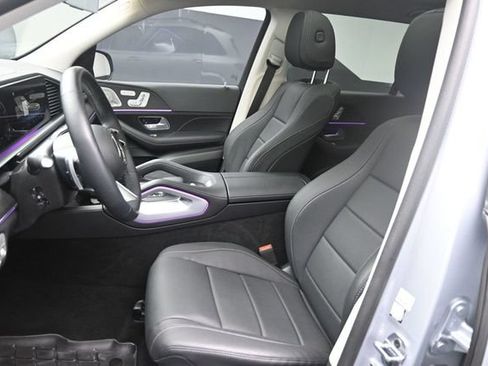 Used 2026 Mercedes-Benz GLS 450 4MATIC image 18