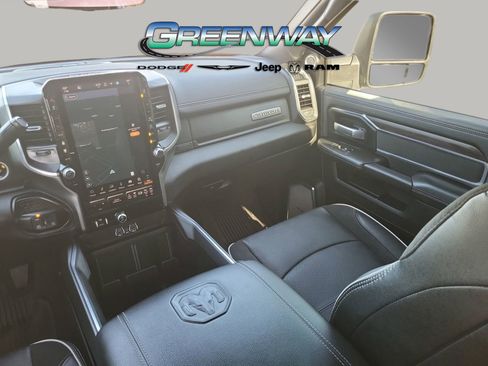 Used 2025 RAM 2500 Laramie image 14