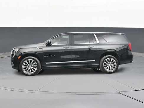 Used 2021 GMC Yukon XL Denali w/ Denali Premium Package image 59