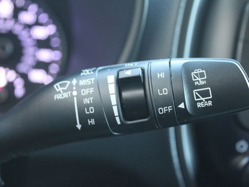 Certified 2022 Kia Soul LX w/ Technology Package image 30