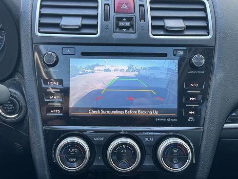 Used 2017 Subaru Forester 2.5i Touring AWD/4WD image 5