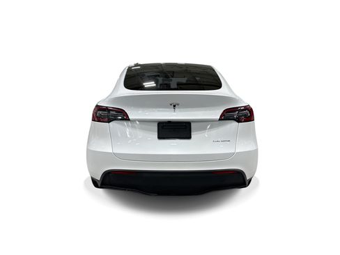 Certified 2023 Tesla Model Y Long Range AWD/4WD image 5