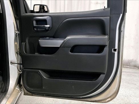 Used 2018 Chevrolet Silverado 1500 LT w/ Texas Edition image 23