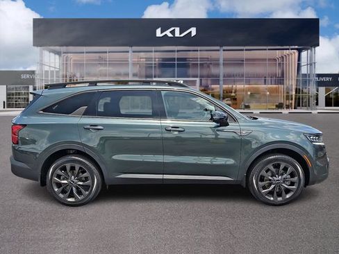 Certified 2022 Kia Sorento SX Prestige AWD/4WD image 7