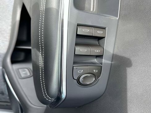 New 2026 GMC Acadia Elevation w/ Elevation Premium Package image 19