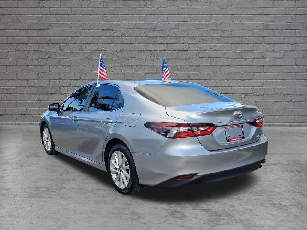 Used 2024 Toyota Camry LE w/ Convenience Package FWD image 7