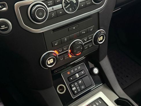 Used 2016 Land Rover LR4 HSE image 35