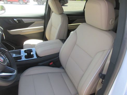 New 2026 Buick Enclave Preferred FWD image 12