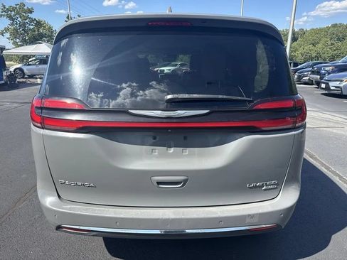 Used 2021 Chrysler Pacifica Limited w/ Premium & Safety Sphere Group AWD/4WD image 3