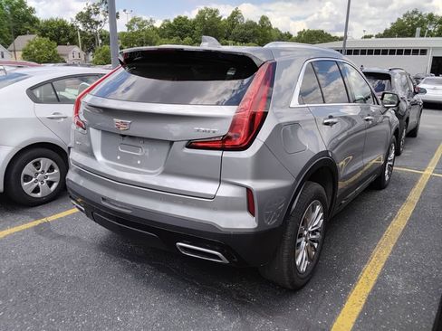 Used 2024 Cadillac XT4 Premium Luxury AWD/4WD image 6