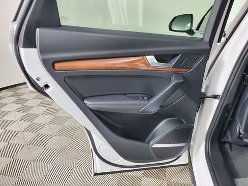 Certified 2023 Audi Q5 2.0T Premium Plus image 23