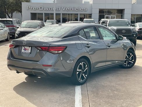 Used 2024 Nissan Sentra SV image 5