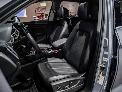 Used 2019 Audi Q5 2.0T Premium w/ Convenience Package image 29