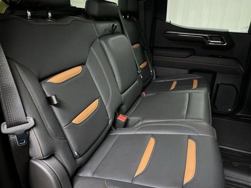 Certified 2024 GMC Sierra 1500 AT4 w/ Technology Package AWD/4WD image 27