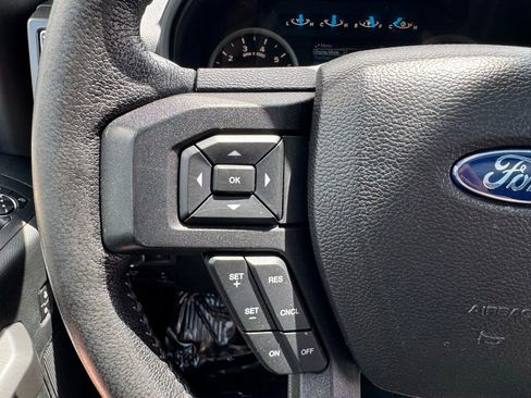 Used 2016 Ford F150 XLT w/ Equipment Group 302A Luxury AWD/4WD image 28