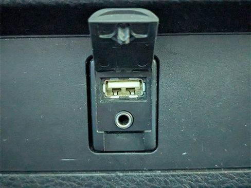 Used 2016 Toyota Tacoma SR image 20