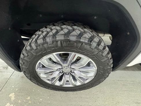 Used 2023 GMC Sierra 1500 Denali image 4