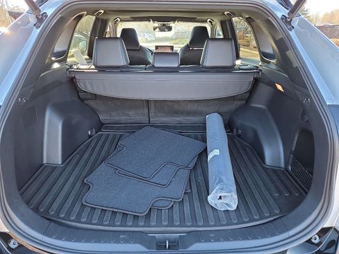 Certified 2021 Toyota RAV4 XSE w/ Carpet Mat Package (TMS) image 28