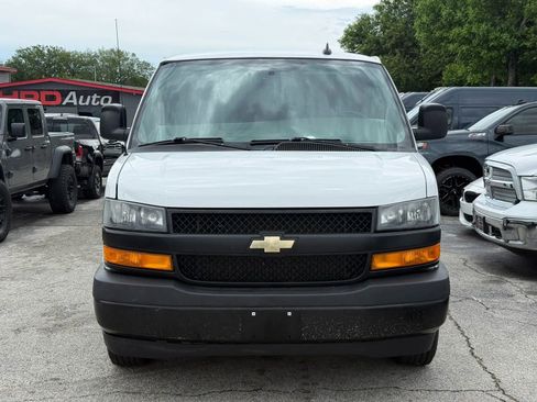 Used 2021 Chevrolet Express 2500 w/ Driver Convenience Package RWD image 2