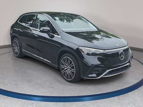 Certified 2023 Mercedes-Benz EQE 350+ SUV image 3
