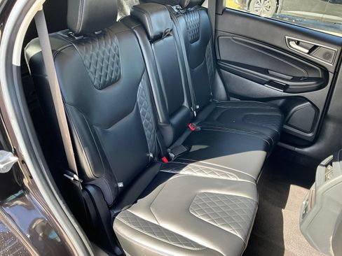 Used 2023 Ford Edge Titanium AWD/4WD image 24