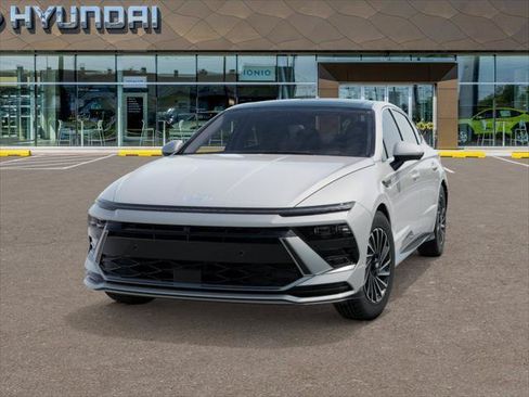 New 2026 Hyundai Sonata Limited FWD image 6