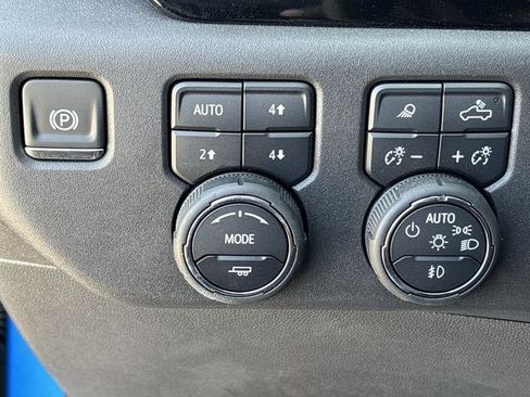 New 2025 Chevrolet Silverado 1500 LT Trail Boss w/ Convenience Package II image 18