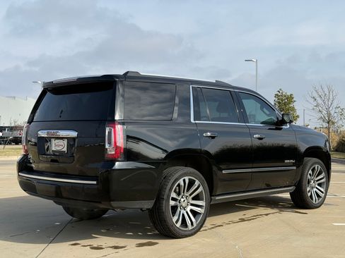 Used 2019 GMC Yukon Denali w/ Denali Ultimate Package image 7