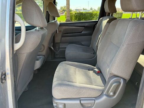 Used 2016 Honda Odyssey LX image 9