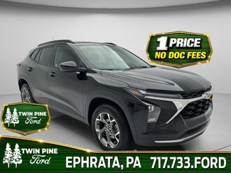 Used 2025 Chevrolet Trax LT w/ LT Convenience Package FWD video 1