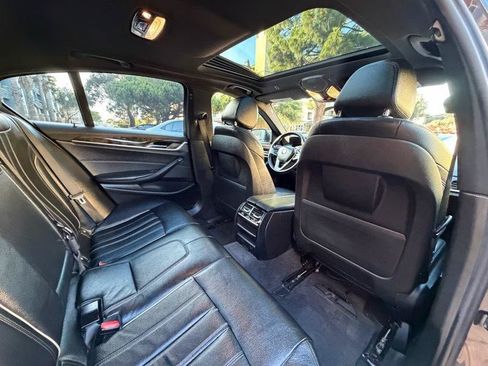 Used 2017 BMW 530i RWD image 49