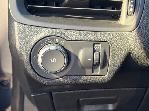 Used 2020 Buick Envision Preferred FWD image 11