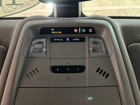 Certified 2019 Chevrolet Equinox LT AWD/4WD image 25
