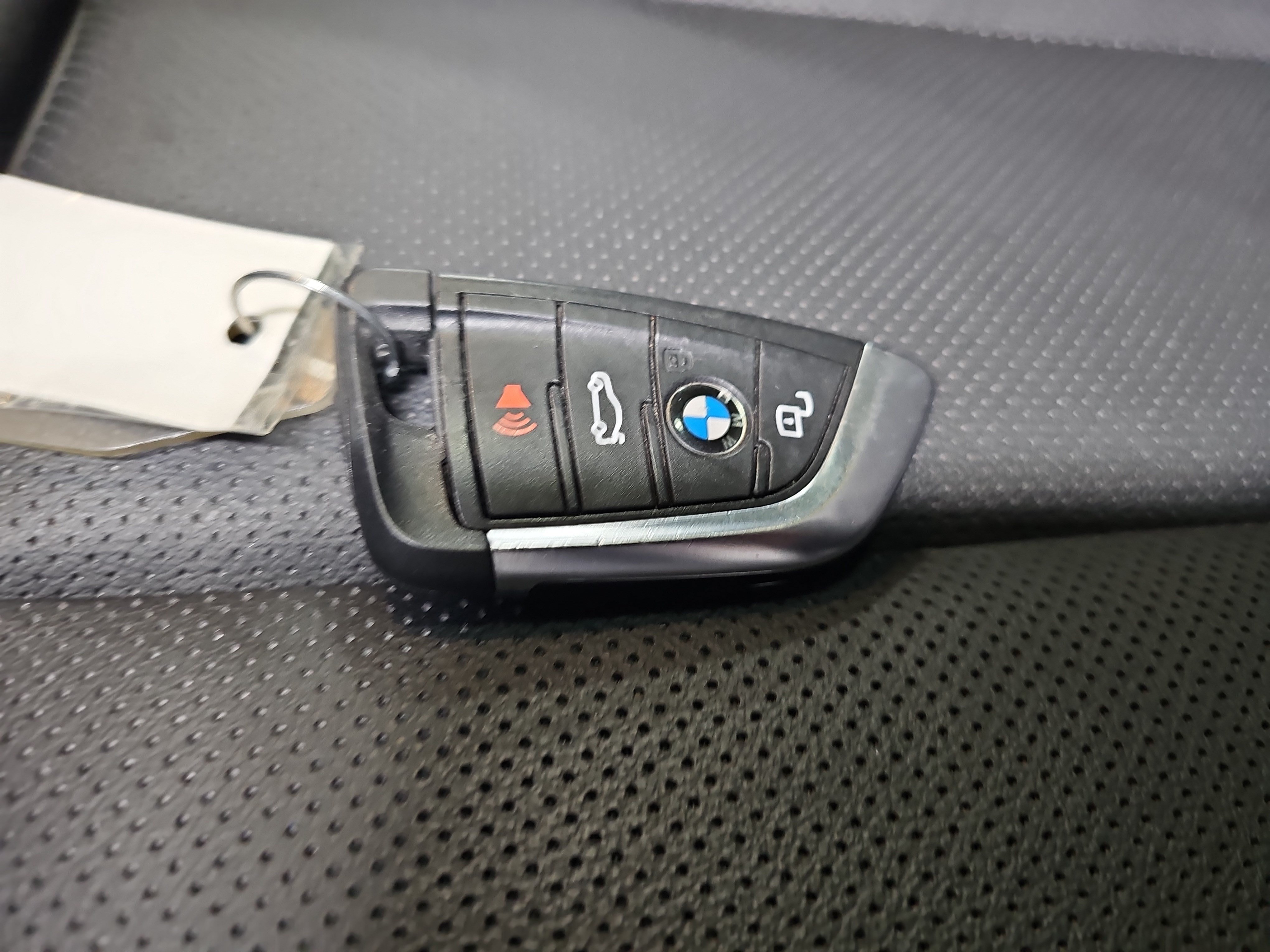 Used 2024 BMW i4 eDrive35 w/ Premium Package RWD image 36