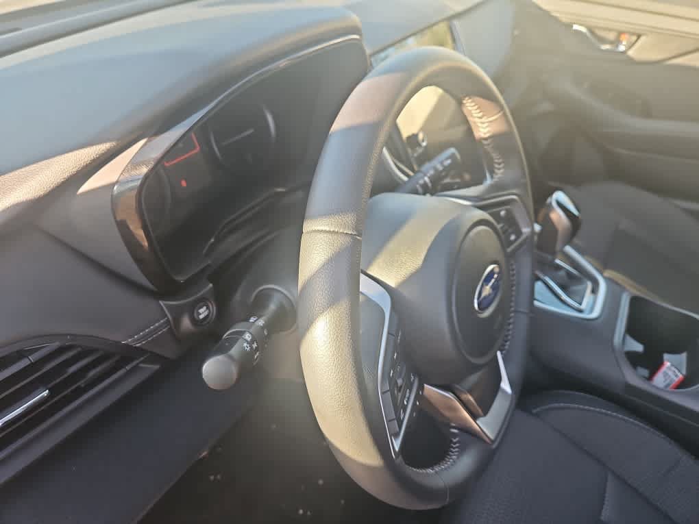 Used 2025 Subaru Outback Premium AWD/4WD image 9