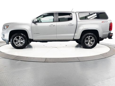 Used 2018 Chevrolet Colorado Z71 AWD/4WD image 7