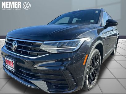 Used 2022 Volkswagen Tiguan SE R-Line