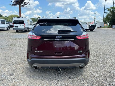 Used 2020 Ford Edge SEL w/ Convenience Package FWD image 3